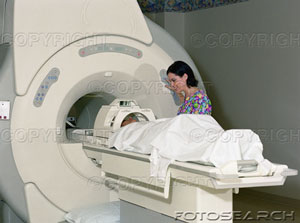 MRI装置の写真画像
